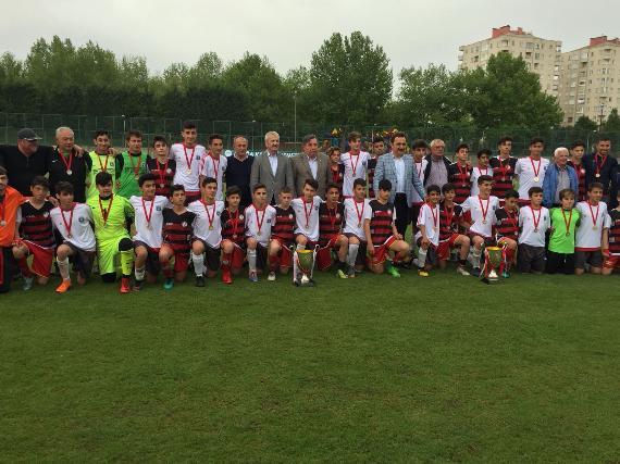 U14 Türkiye Şampiyonu TSE Arabayatağıspor oldu